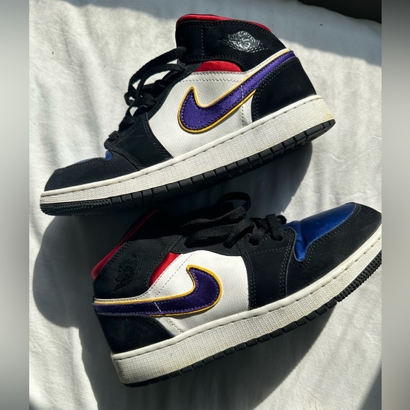 Nike Jordan 1 Mids Se Gs Rivals - Picture 3 of 5